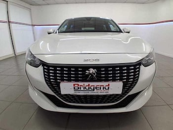 Used Peugeot 208 2020 for sale - 76135876: Photo 2