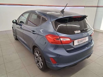 Used Ford Fiesta 2021 for sale - 77050725: Photo
