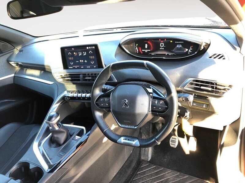 Used Peugeot 3008 2019 for sale - 76865199: Photo 4