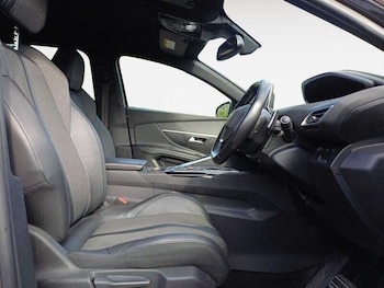 Used Peugeot 3008 2023 for sale - 79515297: Photo