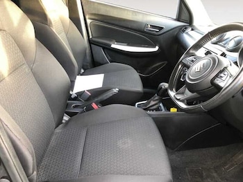 Used Suzuki Swift 2019 for sale - 77050582: Photo