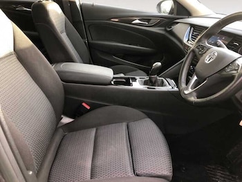 Used Vauxhall Insignia 2022 for sale - 77050666: Photo