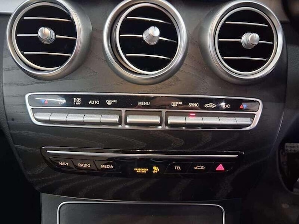 Used Mercedes-Benz C-Class 2020 for sale - 76136980: Photo 20