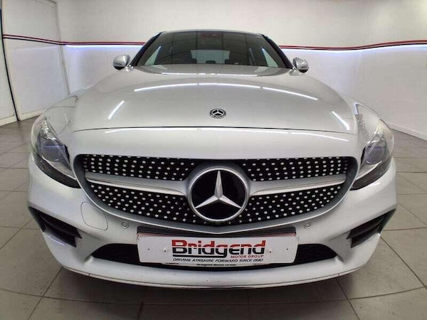 Used Mercedes-Benz C-Class 2020 for sale - 76136980: Photo 2