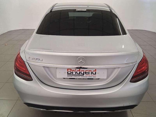 Used Mercedes-Benz C-Class 2020 for sale - 76136980: Photo 5