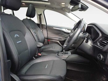 Used Ford Focus 2020 for sale - 77831935: Photo