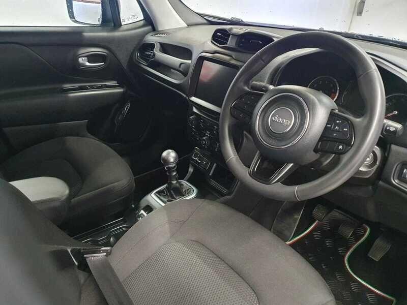 Used Jeep Renegade 2020 for sale - 76138485: Photo 13