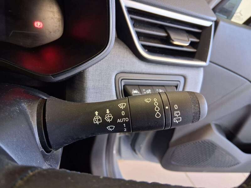 Used Renault Clio 2024 for sale - 77050560: Photo 23