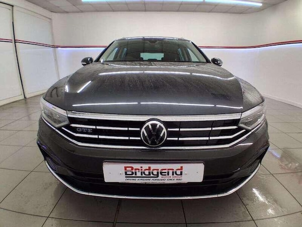 Used Volkswagen Passat 2021 for sale - 76138491: Photo 2