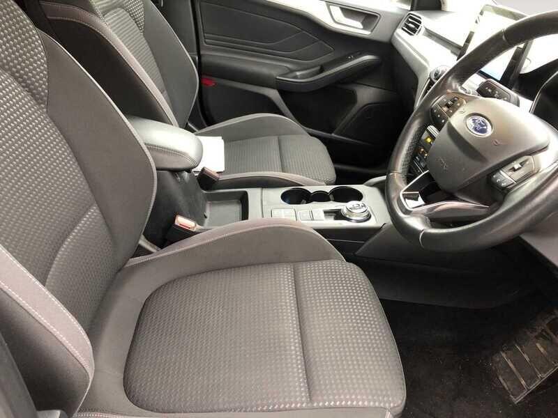 Used Ford Focus 2020 for sale - 76159115: Photo 4