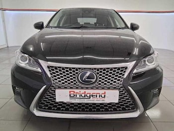 Used Lexus CT 2019 for sale - 75224444: Photo
