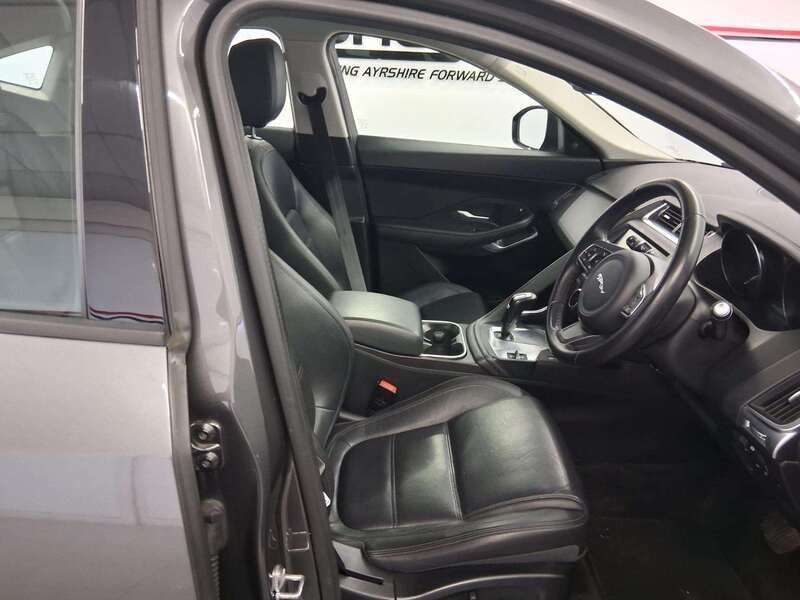 Used Jaguar E-Pace 2020 for sale - 77814621: Photo 11