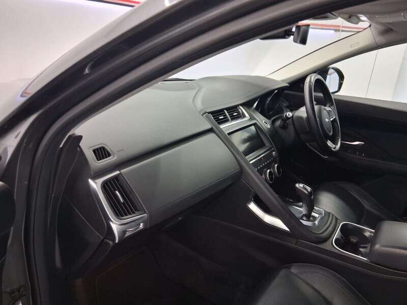 Used Jaguar E-Pace 2020 for sale - 77814621: Photo 13