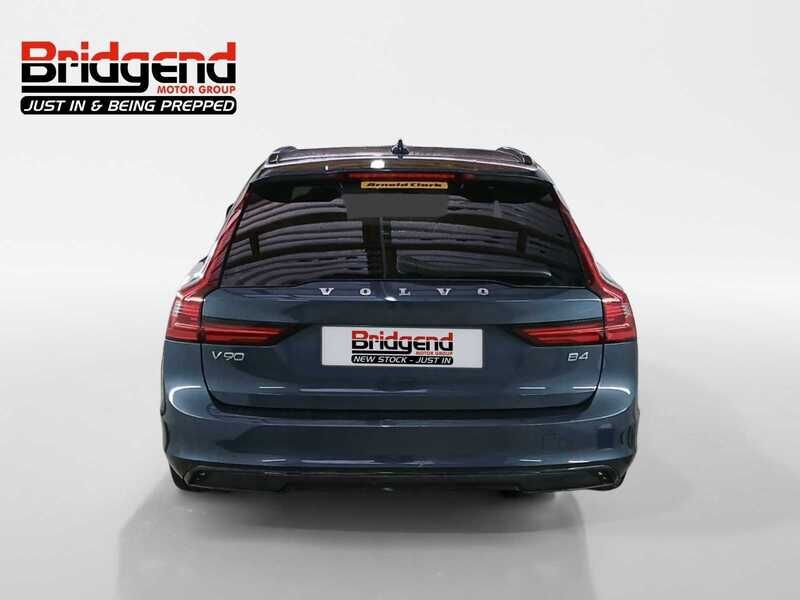 Used Volvo V90 2022 for sale - 77432824: Photo 2