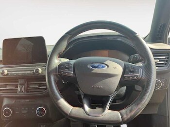 Used Ford Focus 2021 for sale - 77974716: Photo