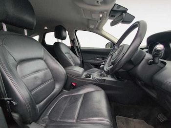 Used Jaguar E-Pace 2019 for sale - 77814017: Photo