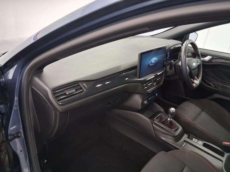 Used Ford Focus 2023 for sale - 76152689: Photo 13