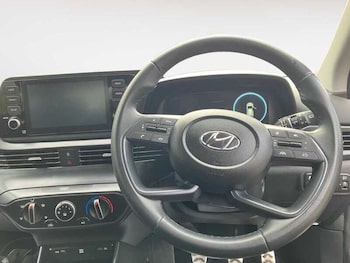 Used Hyundai BAYON 2023 for sale - 78284589: Photo