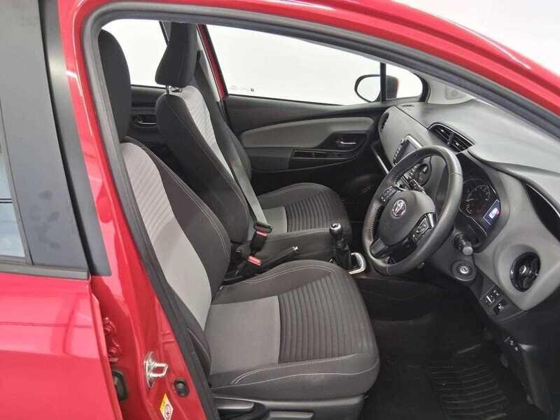 Used Toyota Yaris 2019 for sale - 76137719: Photo 11