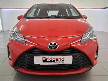 Used Toyota Yaris 2019 for sale - 76137719: Photo 2