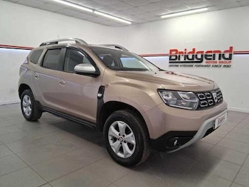 Used Dacia Duster 2020 for sale - 76137758: Photo