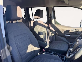 Used Ford Tourneo Connect 2020 for sale - 76865507: Photo