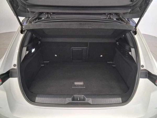 Used Vauxhall Astra 2024 for sale - 76136390: Photo 8