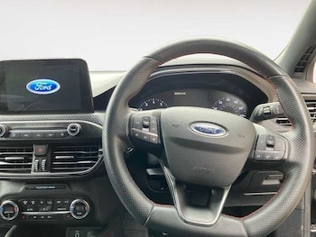 Used Ford Focus 2019 for sale - 78767069: Photo