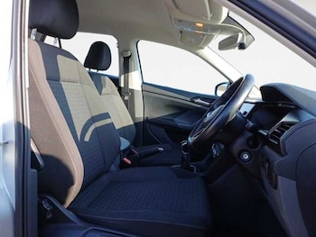 Used Volkswagen T-Cross 2020 for sale - 77963747: Photo