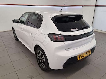 Used Peugeot 208 2023 for sale - 79309651: Photo