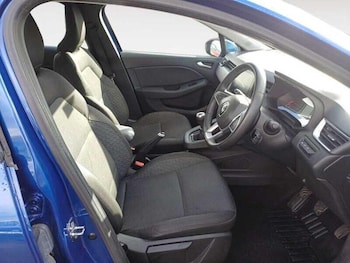 Used Renault Clio 2022 for sale - 76283836: Photo