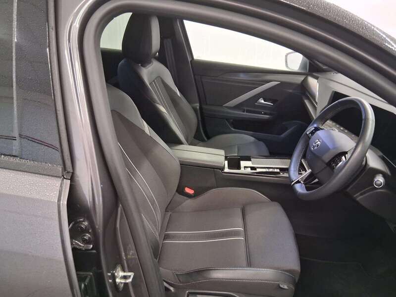 Used Vauxhall Astra 2023 for sale - 77050650: Photo 11