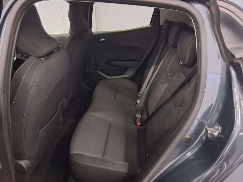 Used Renault Clio 2020 for sale - 77814430: Photo 15