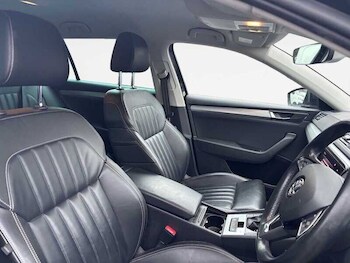 Used Skoda Superb 2020 for sale - 77223268: Photo
