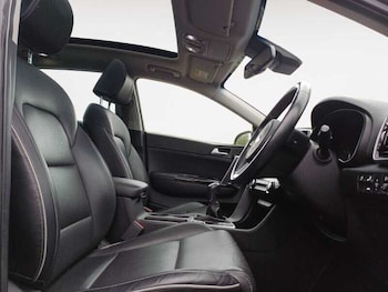 Used Kia Sportage 2021 for sale - 79007174: Photo