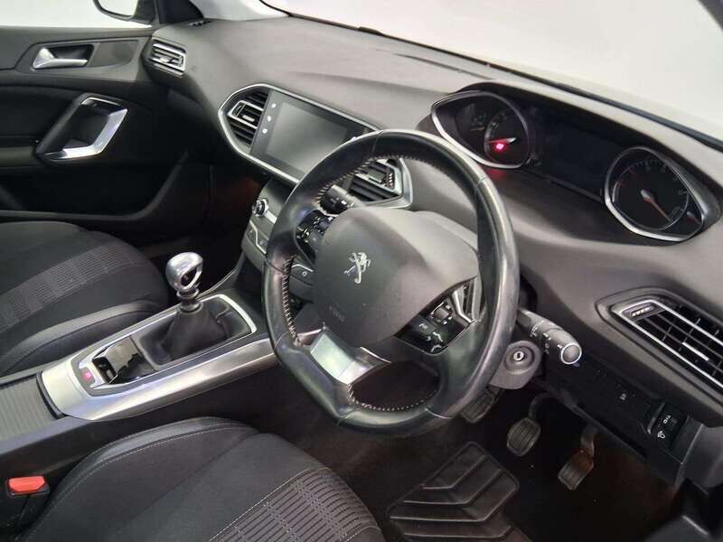 Used Peugeot 308 2020 for sale - 77050561: Photo 11