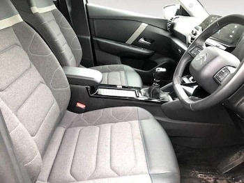 Used Citroen C4 2023 for sale - 76898886: Photo