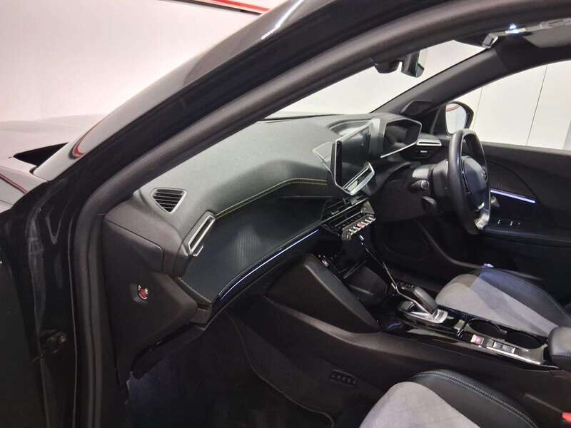 Used Peugeot E-2008 2021 for sale - 77050534: Photo 13