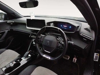 Used Peugeot 2008 2021 for sale - 77050534: Photo