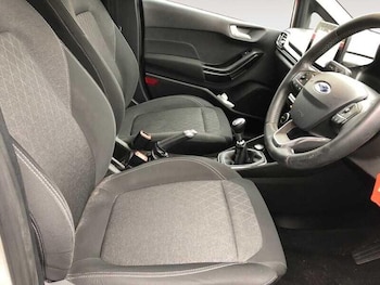 Used Ford Fiesta 2019 for sale - 76179559: Photo