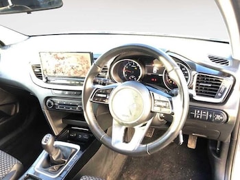 Used Kia XCeed 2022 for sale - 76918488: Photo