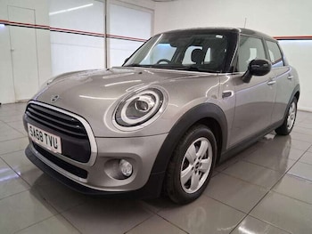 Used MINI Hatch 2018 for sale - 79432225: Photo