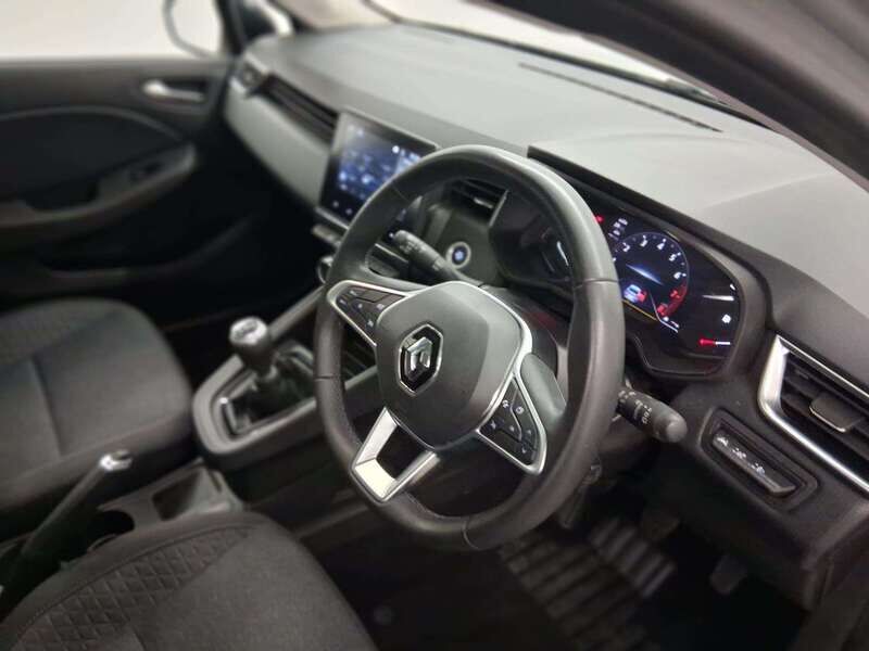Used Renault Clio 2023 for sale - 77814366: Photo 10