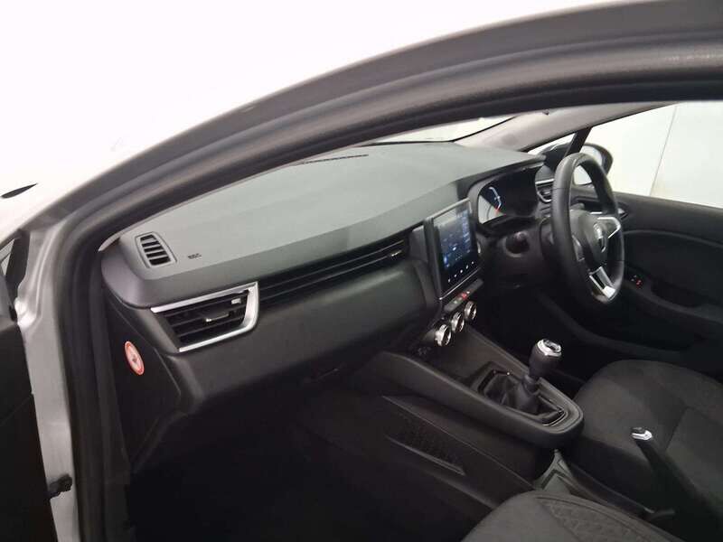 Used Renault Clio 2023 for sale - 77814366: Photo 13