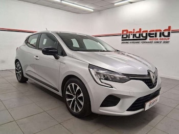 Used Renault Clio 2023 for sale - 77814366: Photo