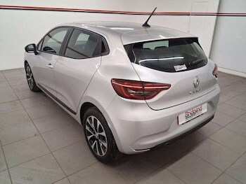 Used Renault Clio 2023 for sale - 77814366: Photo