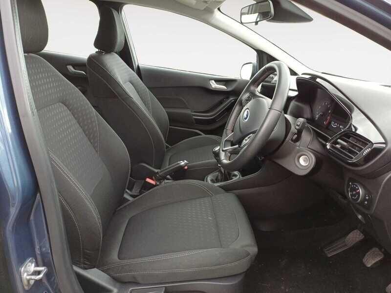 Used Ford Fiesta 2019 for sale - 76136820: Photo 2