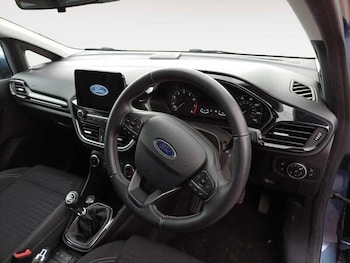 Used Ford Fiesta 2019 for sale - 76136820: Photo 3