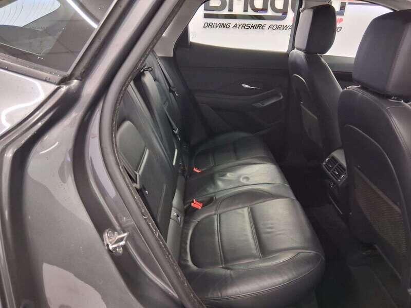 Used Jaguar E-Pace 2019 for sale - 76282940: Photo 12
