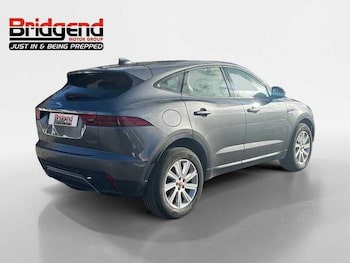 Used Jaguar E-Pace 2019 for sale - 76282940: Photo